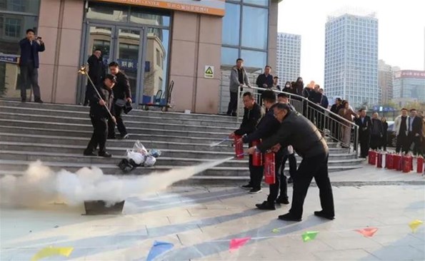 威海產(chǎn)投集團(tuán)開(kāi)展“全民消防，生命至上” 消防宣傳月活動(dòng)
